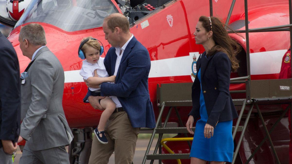 Photo of Prince William, Prince George, Kate Middleton