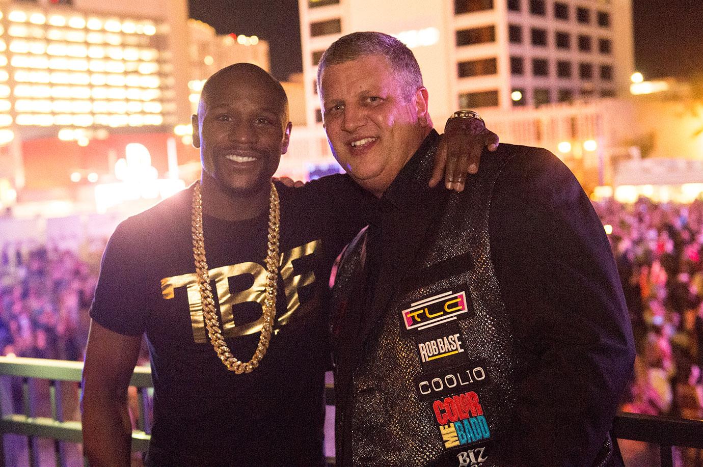 //Derek Stevens and Floyd Mayweather Enjoy I Love The ’s Tour at the Downtown Las Vegas Events Center