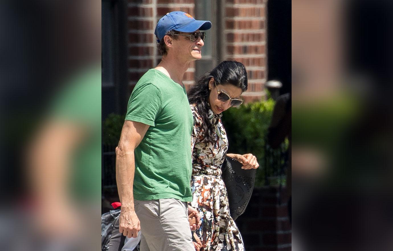 //Anthony weiner huma abedin reunite marriage problems