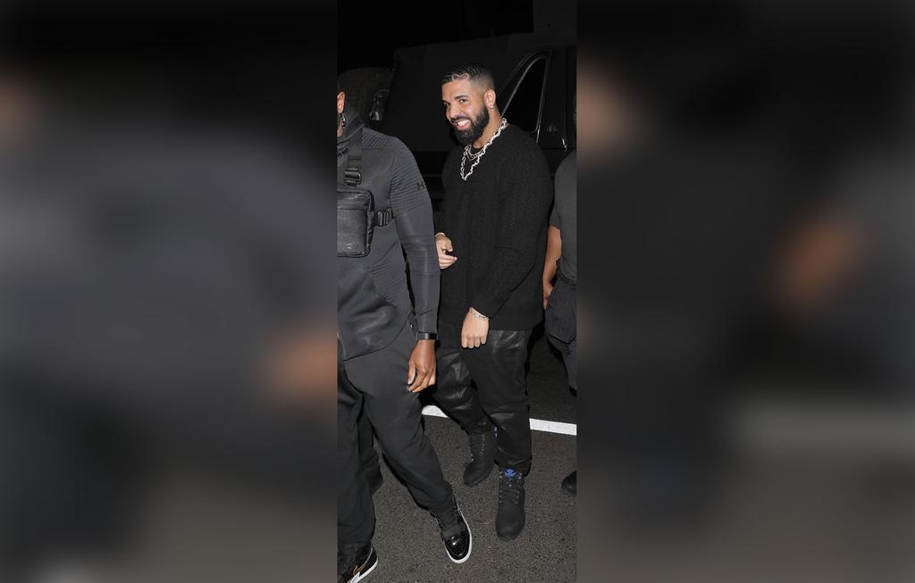 Drake Helping Make Alleged Sex Predator R Kelly Money After Using His