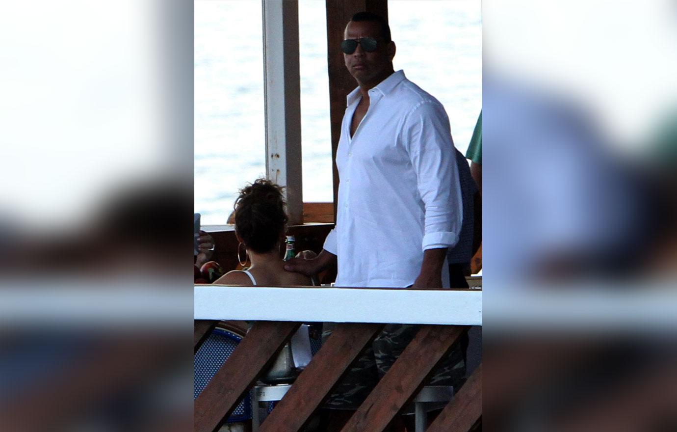 Jennifer Lopez And Alex Rodriguez Take Italian Vacation