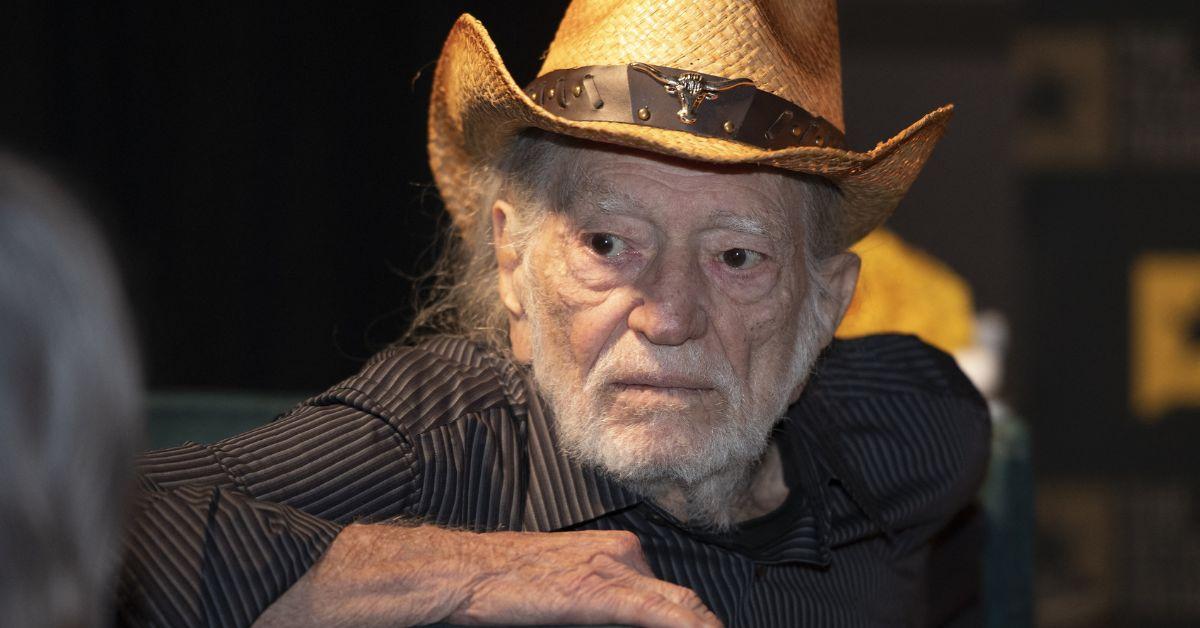 Past battles with emphysema pushed Nelson to finally ditch the smoke.