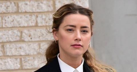 amber heard friend eve barlow demands snl apologize over poop skitpp
