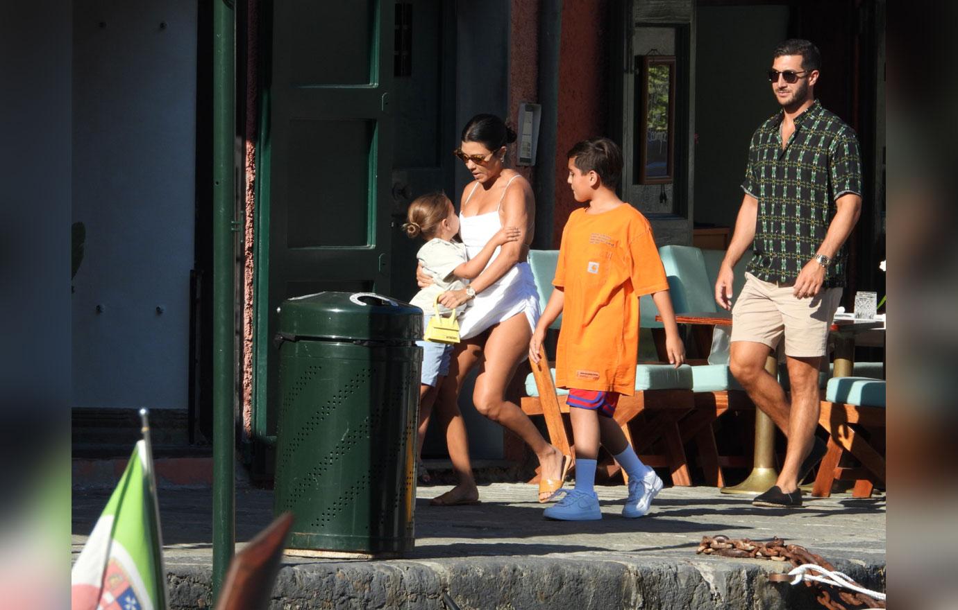 Kourtney Kardashian Enjoys Italian Getaway With Family And Friends