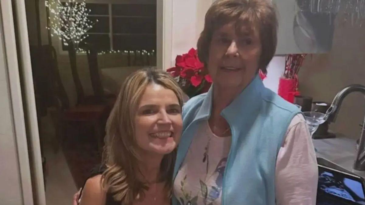 Photo of Savannah and Nancy Guthrie