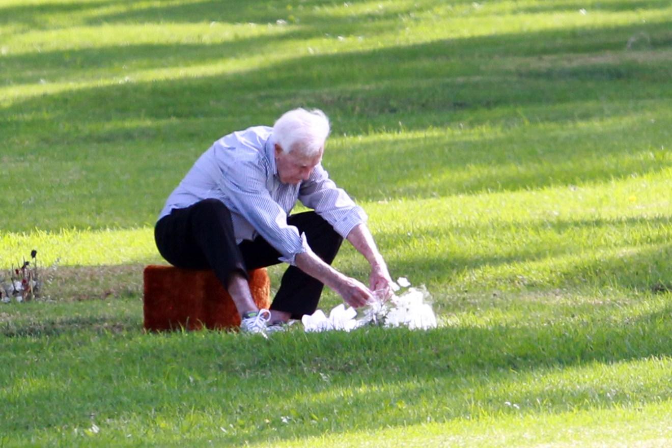 Bob Barker Looks Dazed And Confused As He Goes On A Walk Around Los Angeles