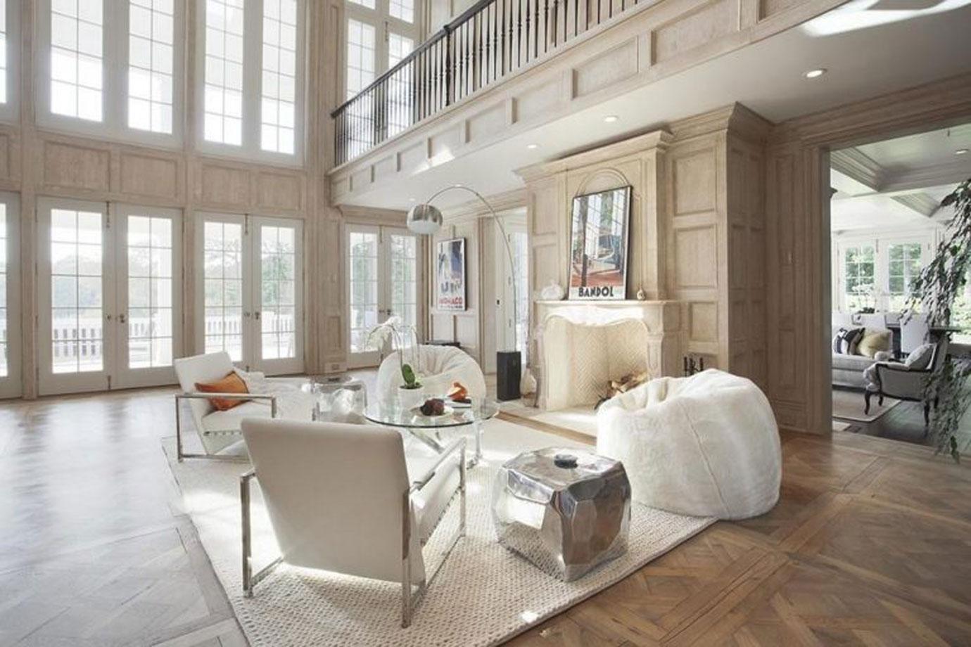 //beyonce jay z east hampton mansion