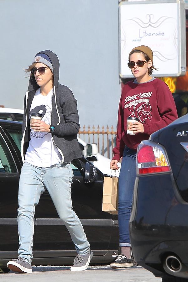 Kristen Stewart Alicia Cargile