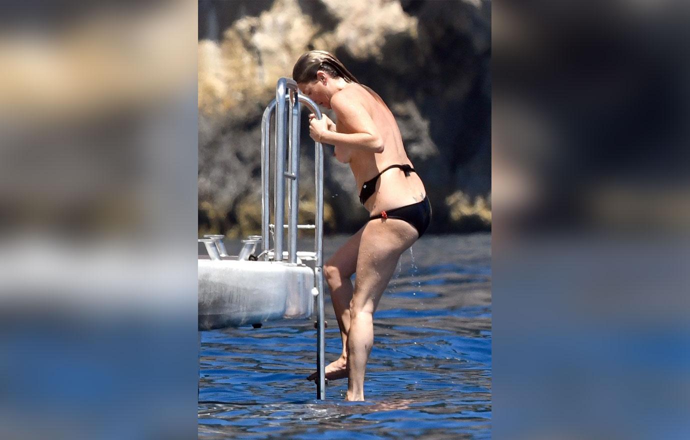 Bikini moss wearing sexy leaked kate Kate Moss