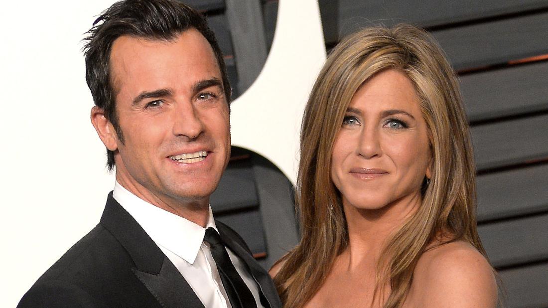 Jennifer Aniston & Justin Theroux Reunite For Thanksgiving