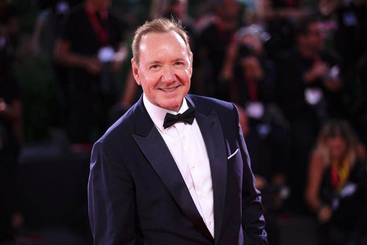 Kevin Spacey is reportedly seeking a Hollywood comeback after years of legal battles.