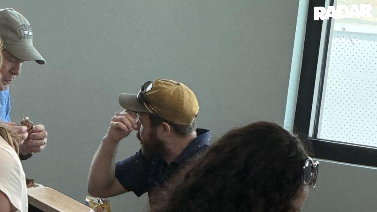 Jim Bob and Joseph Duggar ate lunch together at the airport.