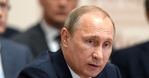 //former kgb spy killed for calling vladimir putin pedophile pp