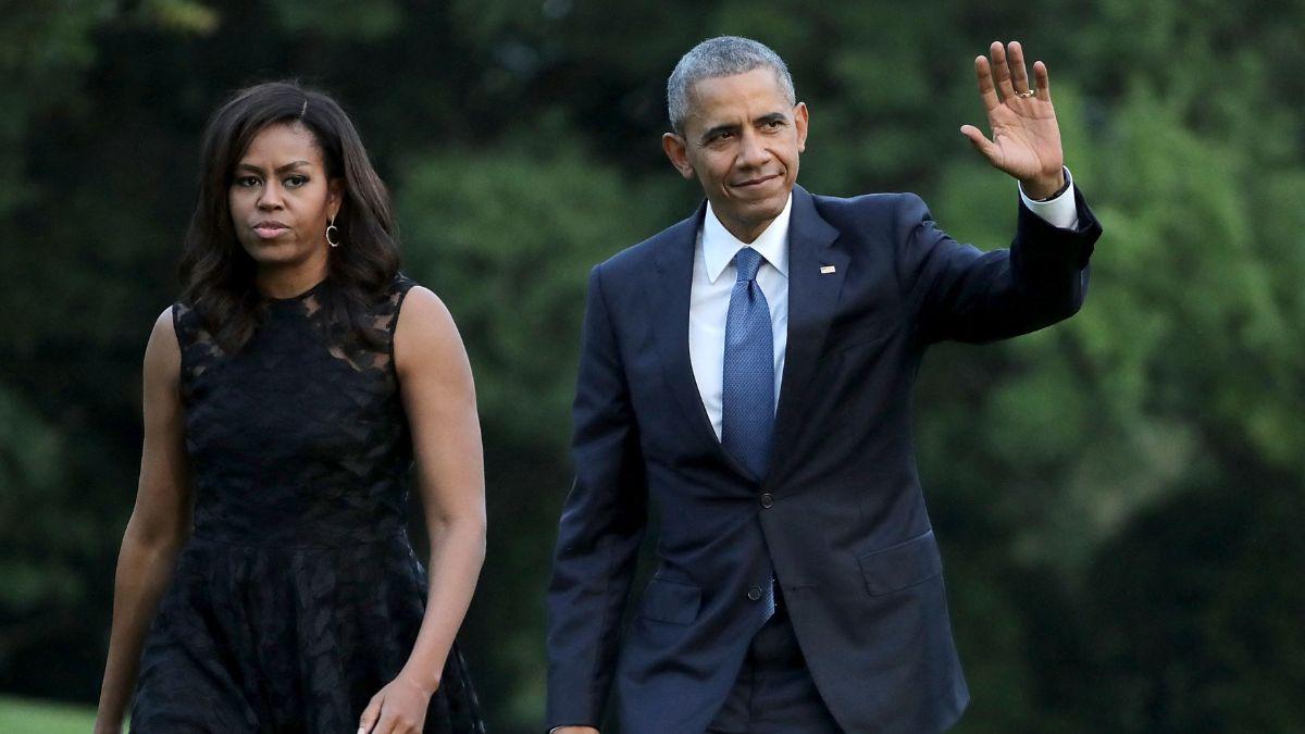 Photo of the Obamas and Trumps