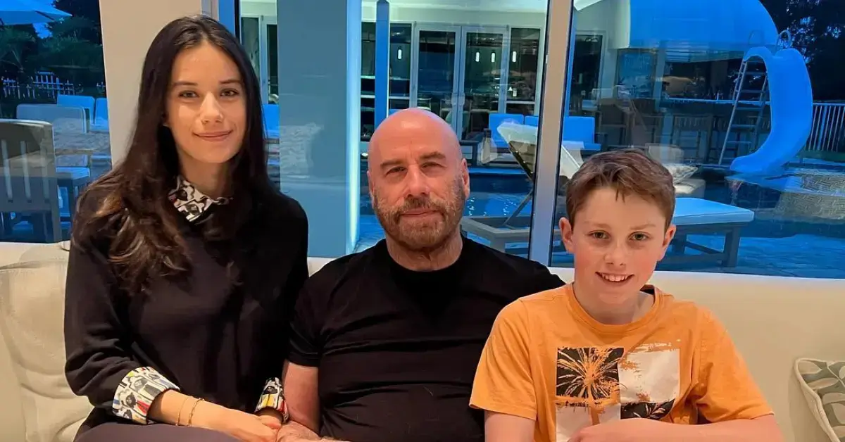 Photo of Ella Travolta, John Travolta, Ben Travolta