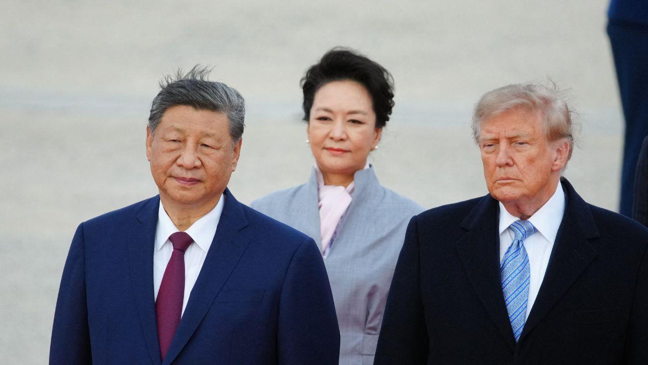 Photo of Donald Trump and Xi Jinping