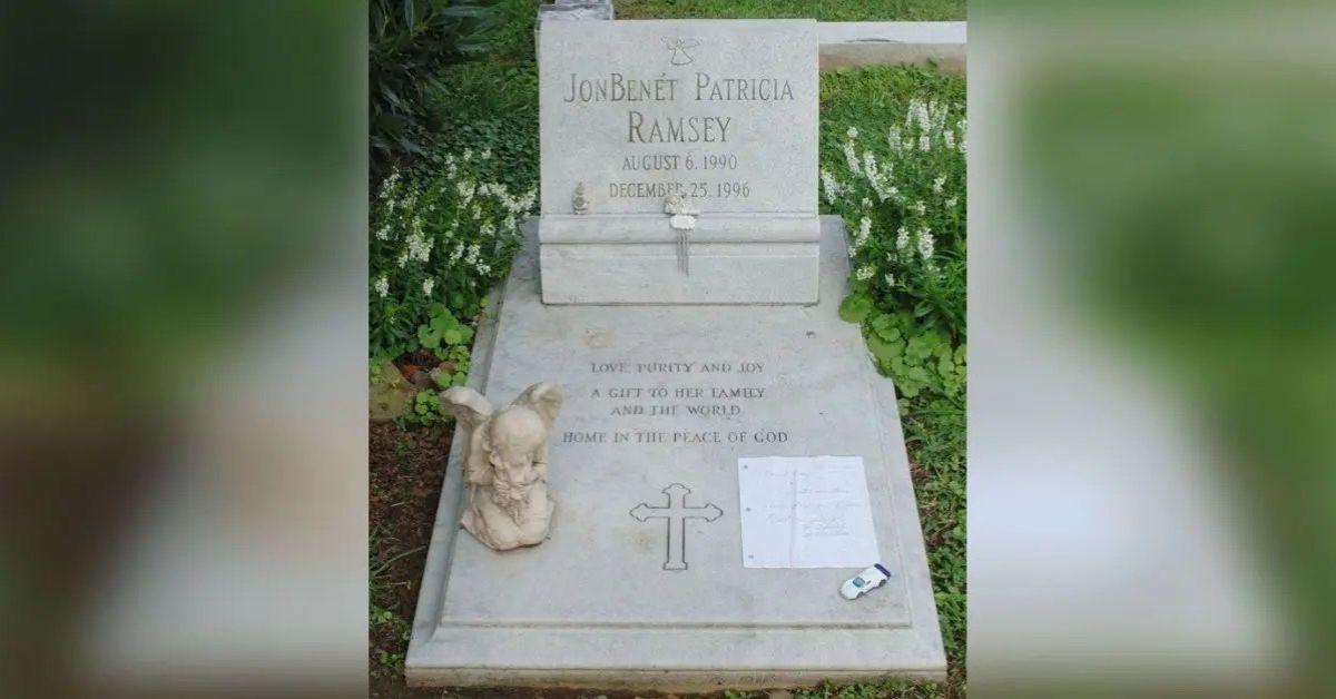 Photo of JonBenét Ramsey's grave