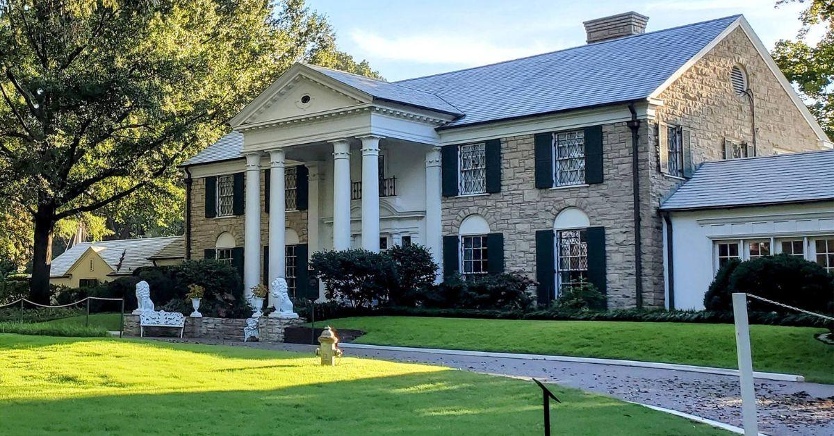 Elvis Presley's Graceland Will Go To Lisa Marie Presley's 3 Daughters