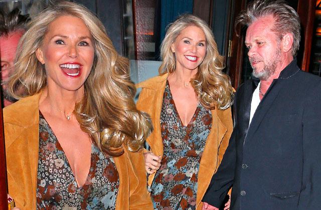 //christie brinkley age  hot body photos