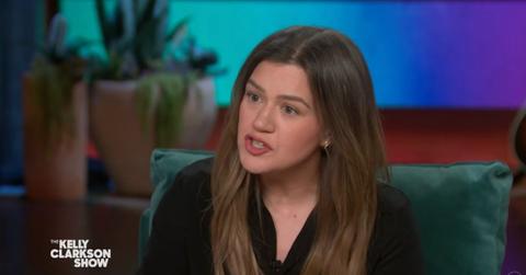 Photo of Kelly Clarkson