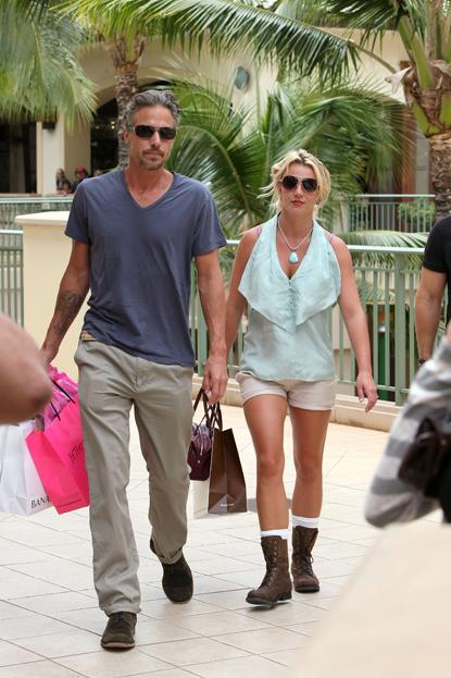 Britney Spears and Jason Trawick Go Shopping In Maui