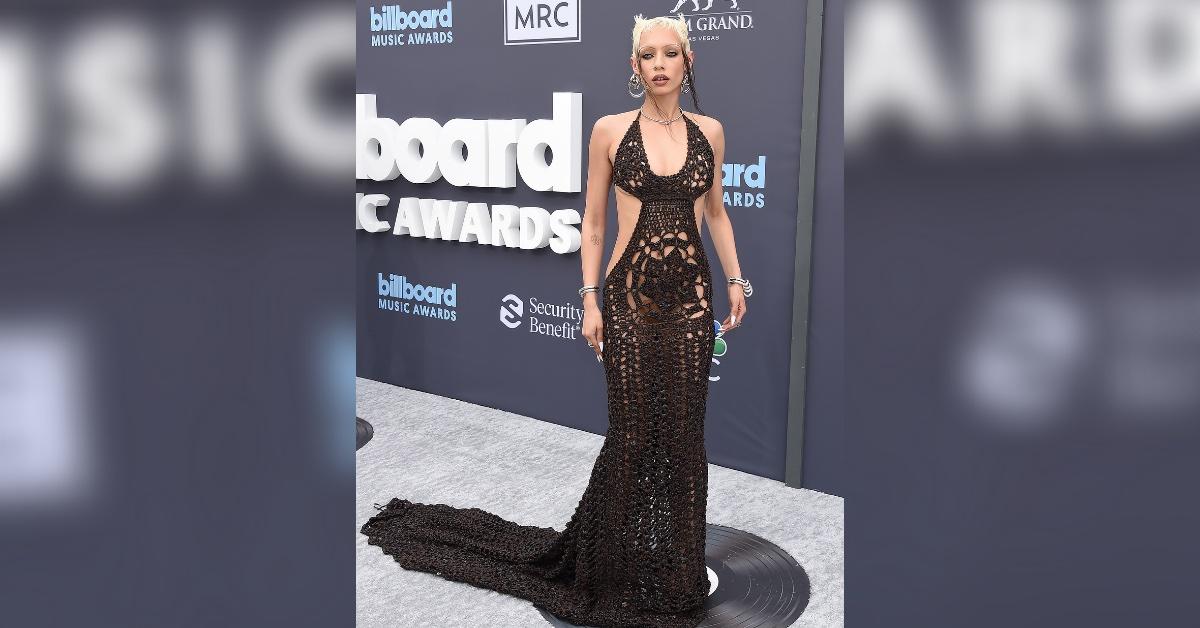 billboard music awards  red carpet photo