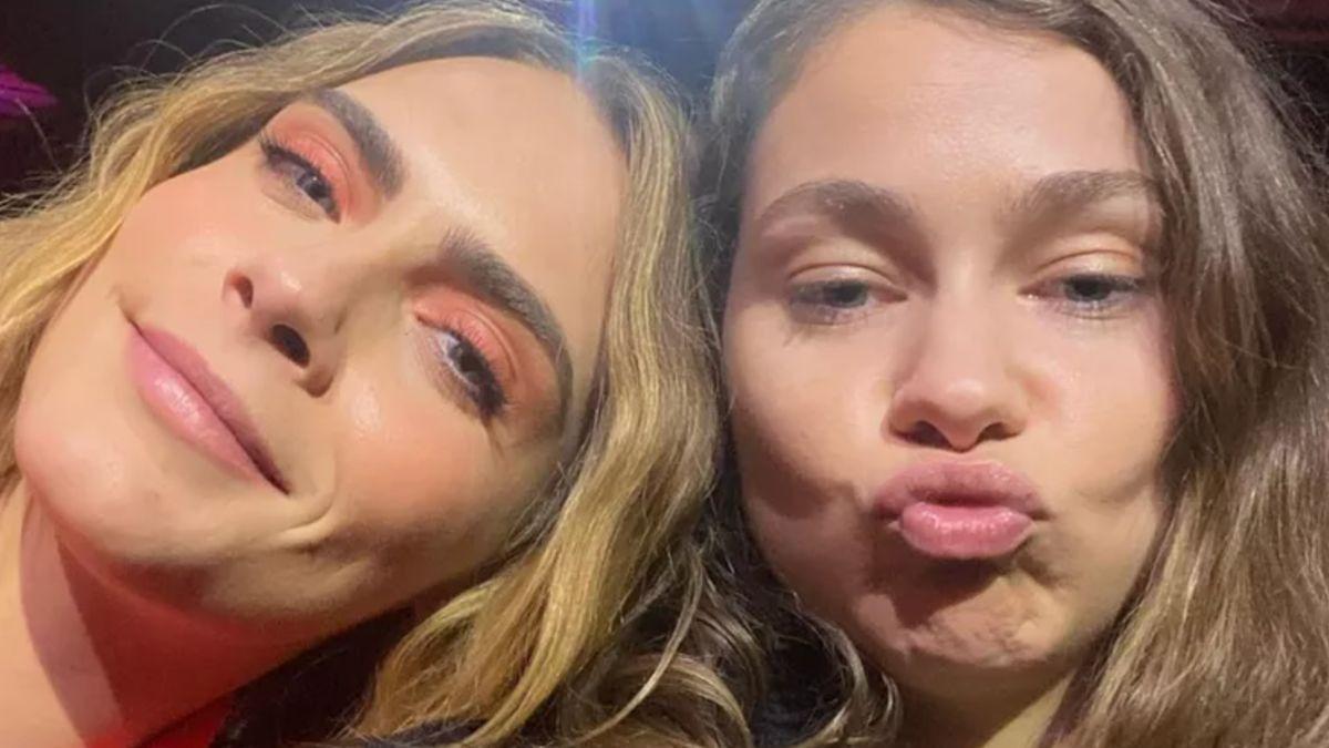 Photo of Cara Delevingne, Leah Mason