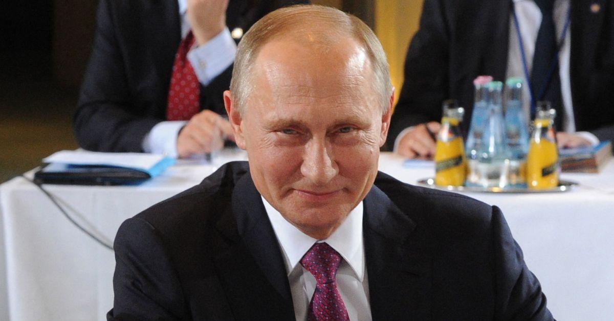 Scammer Pretending to be 'Kidnapped' Vladimir Putin Exposed Online