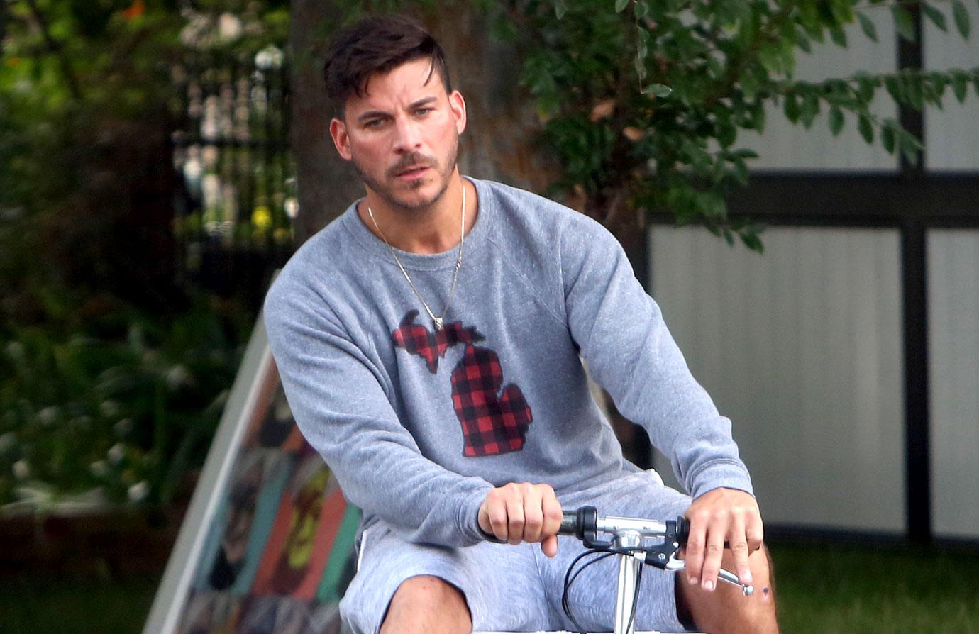 Vanderpump Rules star Jax Taylor wife Brittany Cartwright wants him to wear his ring