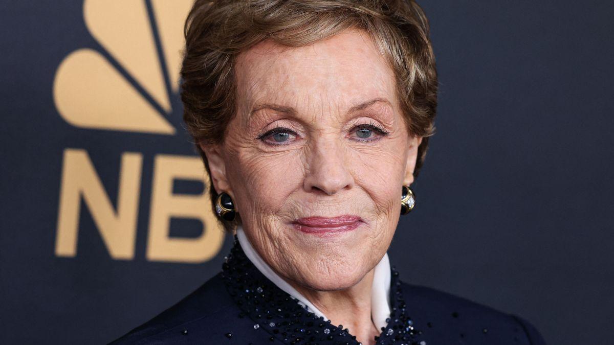 Photo of Julie Andrews