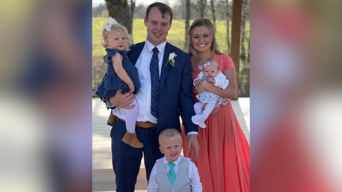 Photo of Joseph Duggar and family
