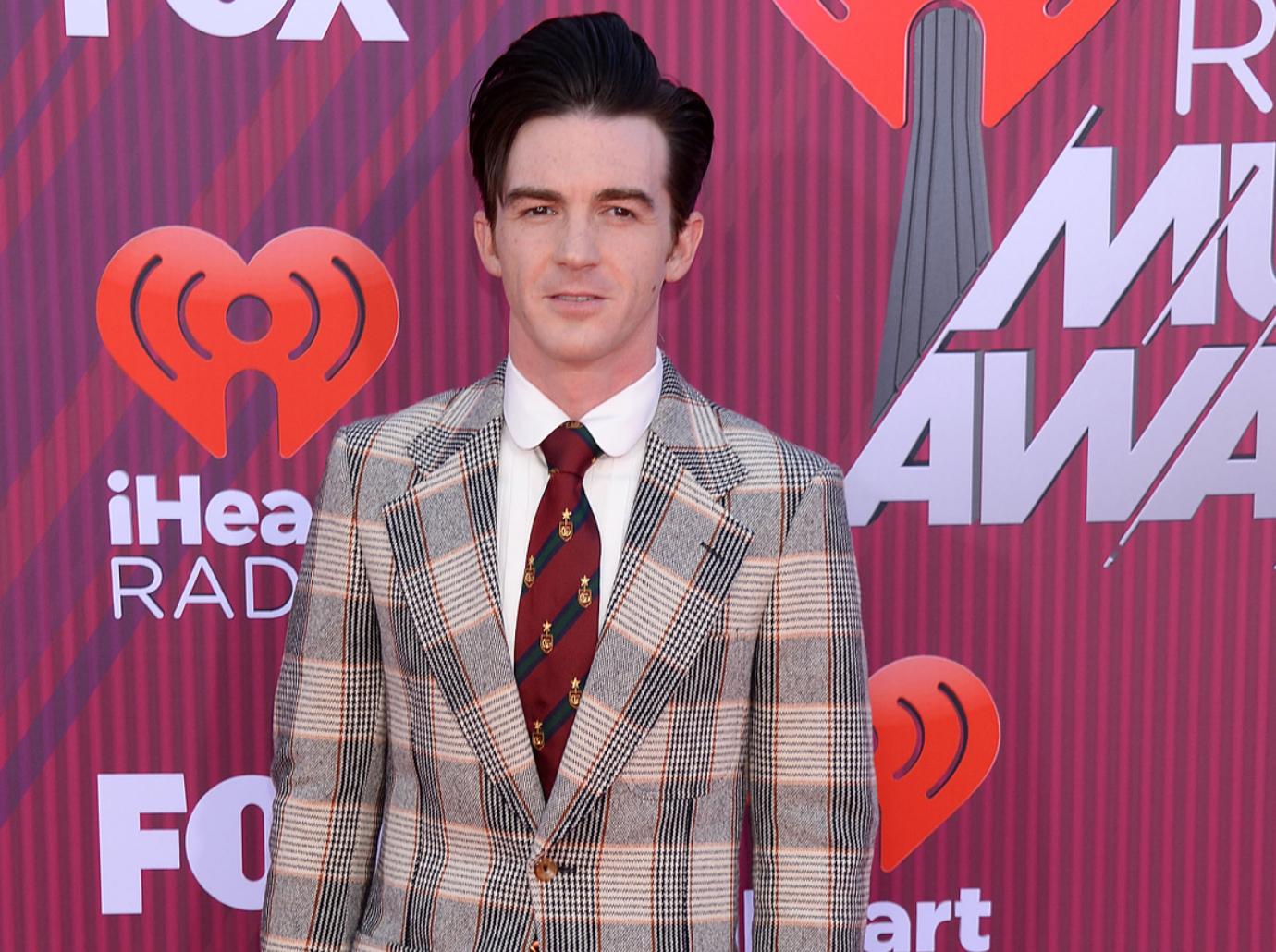 Drake Bell Reveals Hes Leaving The Country After Child Endangerment Arrest