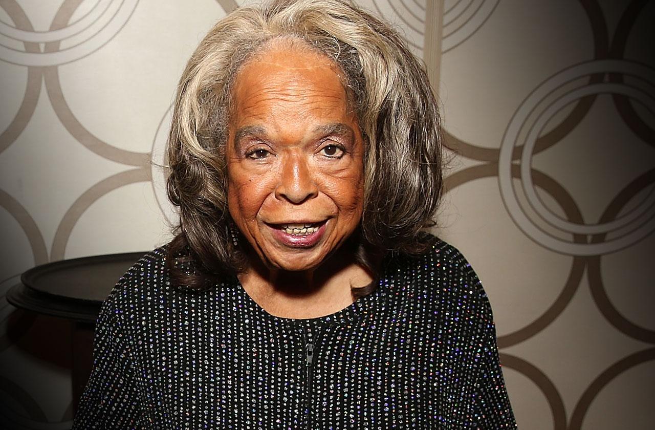 //Della Reese Dead  pp