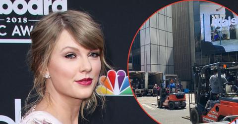 picture of Taylor Swift and Madison Square Garden