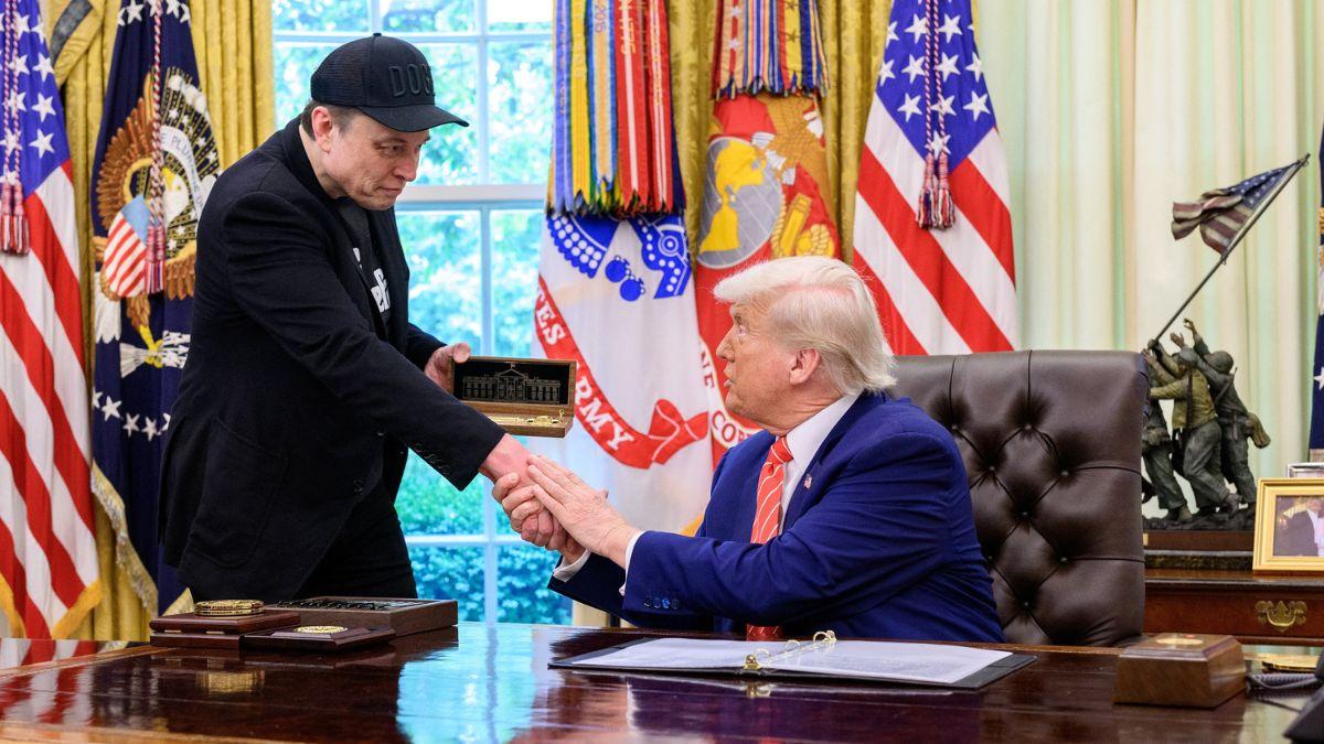 A photo of Elon Musk and Donald Trump