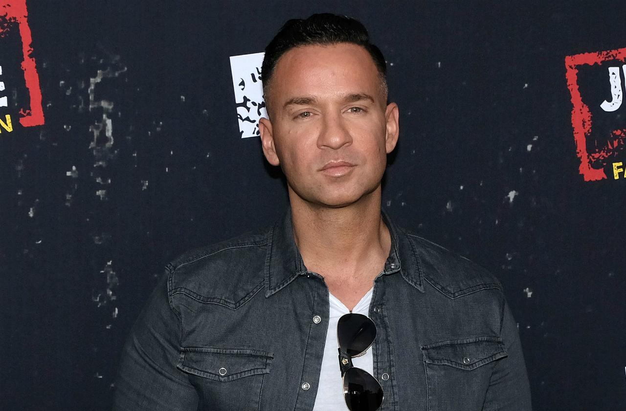 //Mike “The Situation” SorrentinoMEGA_RESIZE