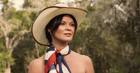 danielle vasinova harpers bazaar vietnam