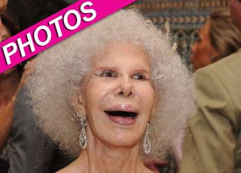 //duchess of alba birthday splash