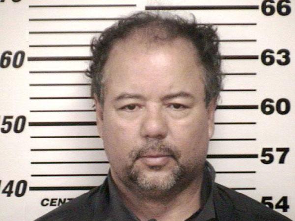 //ariel castro cleveland kidnapper secrets