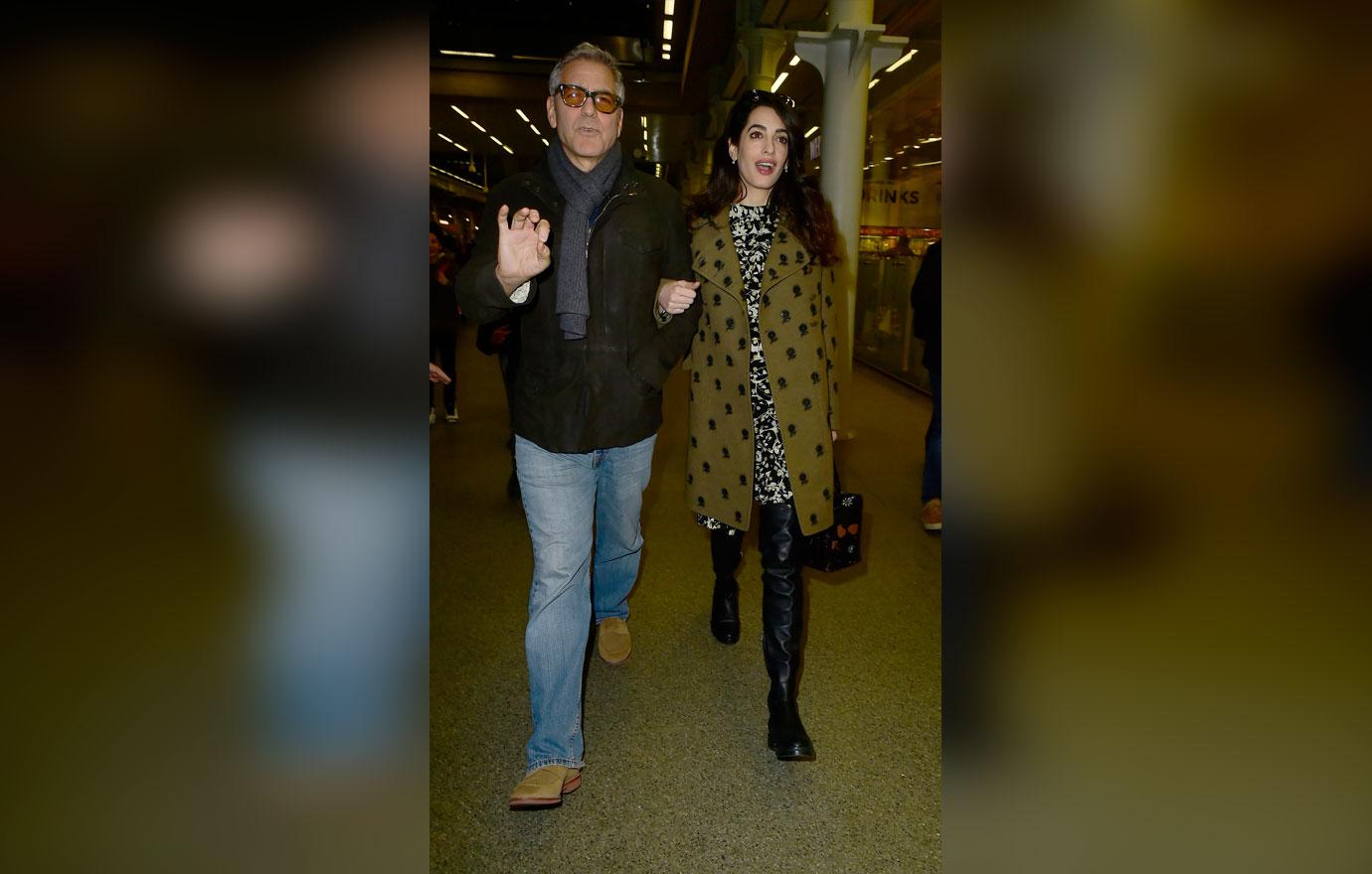 George Amal Clooney Pregnant Twins Baby Bump