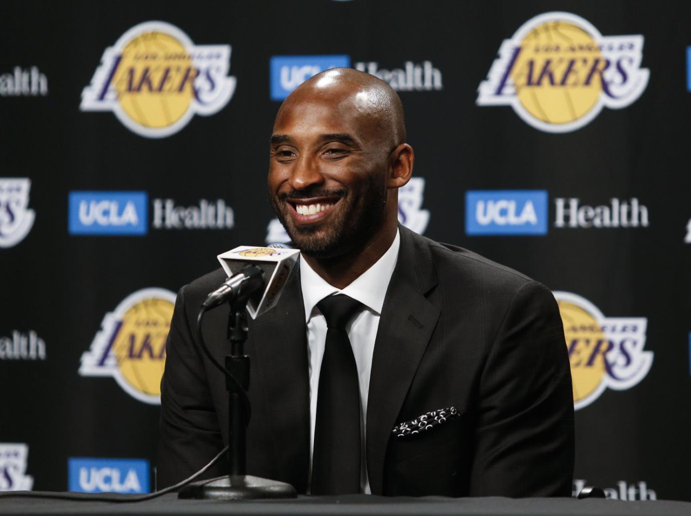Limited-edition 18K rose gold Hublot watch designed and signed by Kobe  Bryant to go under the hammer - The Economic Times