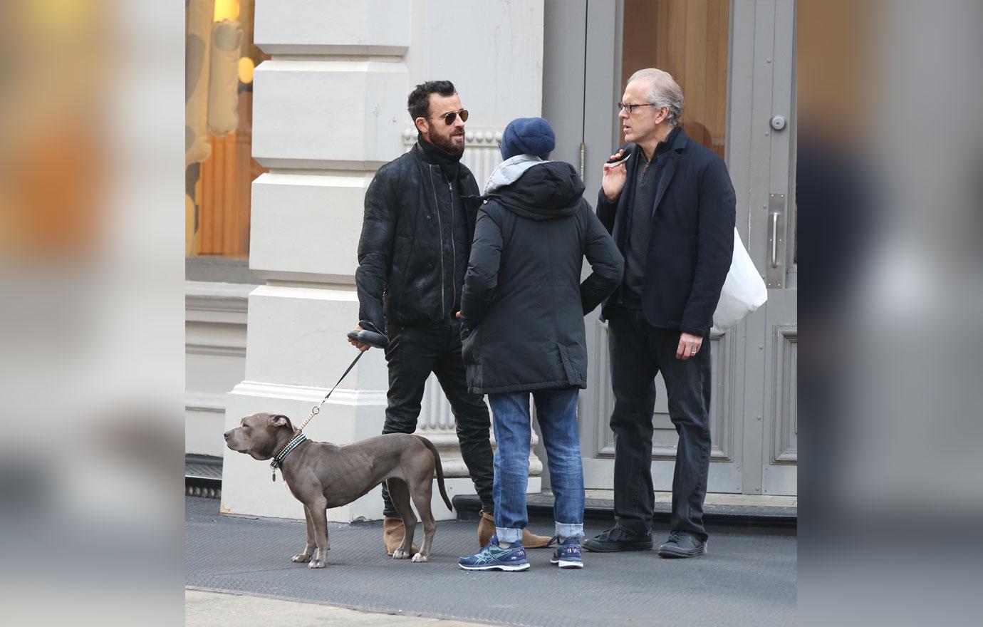 Justin Theroux Walks Dog After Jennifer Aniston Split Bachelor Life