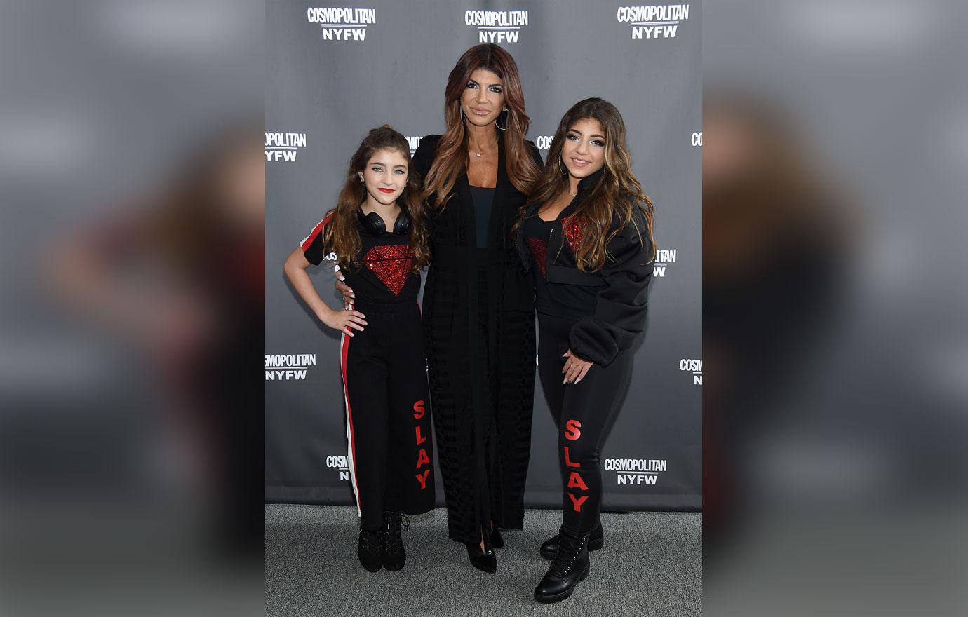 Teresa Giudice Parties Single NYFW Divorce Joe