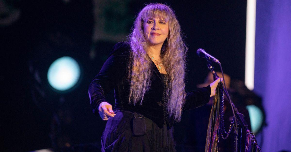Fleetwood Mac star Nicks alarmed fans with news of canceled tour dates.