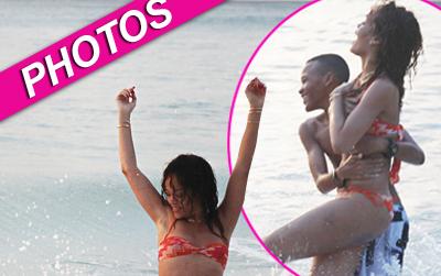 //rihanna barbados wenn post