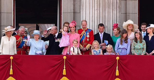 Prince William Kate Middleton Kids George Charlotte Buckingham Palace