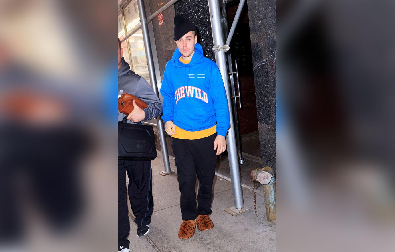 Justin Bieber Looks Rough In New York