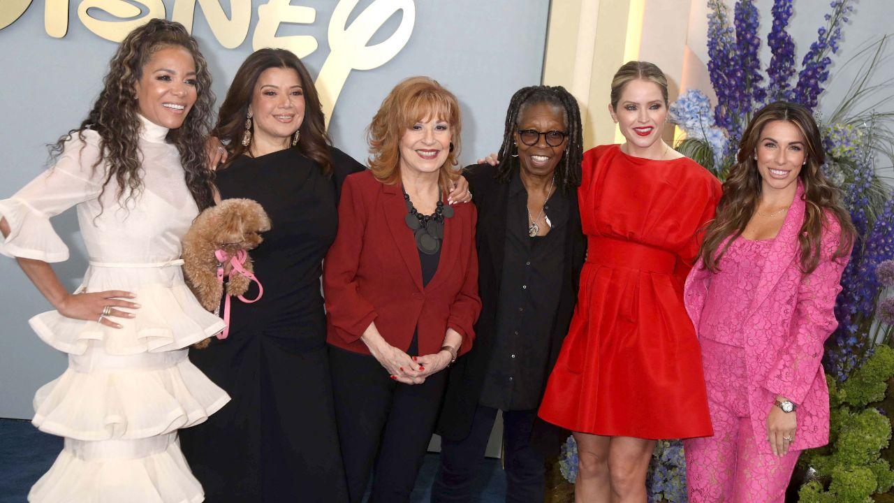 picture of SUNNY HOSTIN, ANA NAVARRO, JOY BEHAR, SARA HAINES, ALYSSA FARAH GRIFFIN