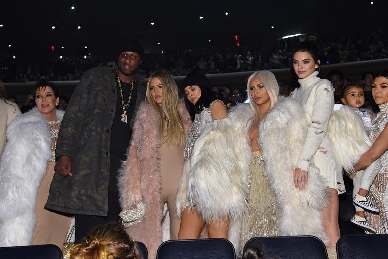 Kim Kardashian Kanye West Divorce Sisters Shut Out