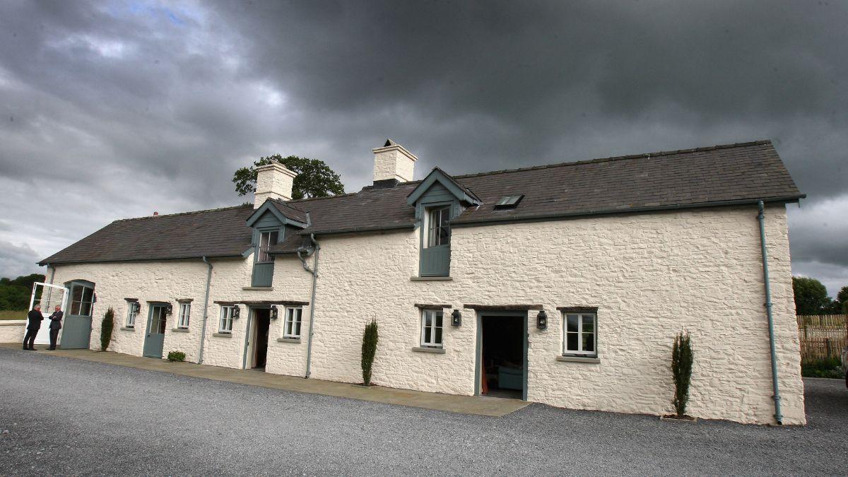 Photo of Llwynywermod